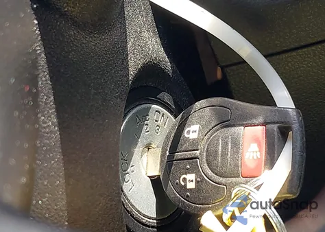 2013 Nissan Juke S z USA, uszkodzony, nr VIN JN8AF5MR8DT221962